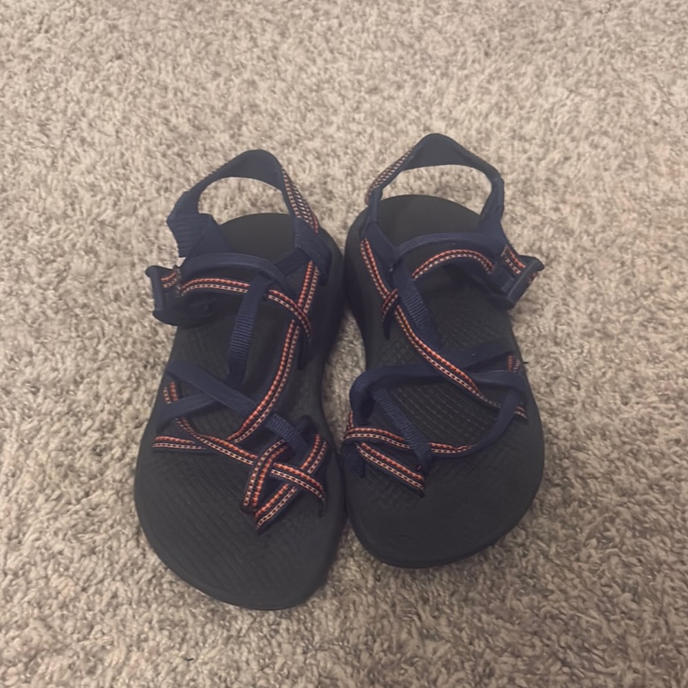 Women's Size 6 Chacos! Lightly Worn